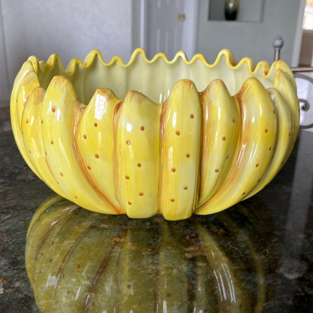 Fitz and Floyd banana bowl